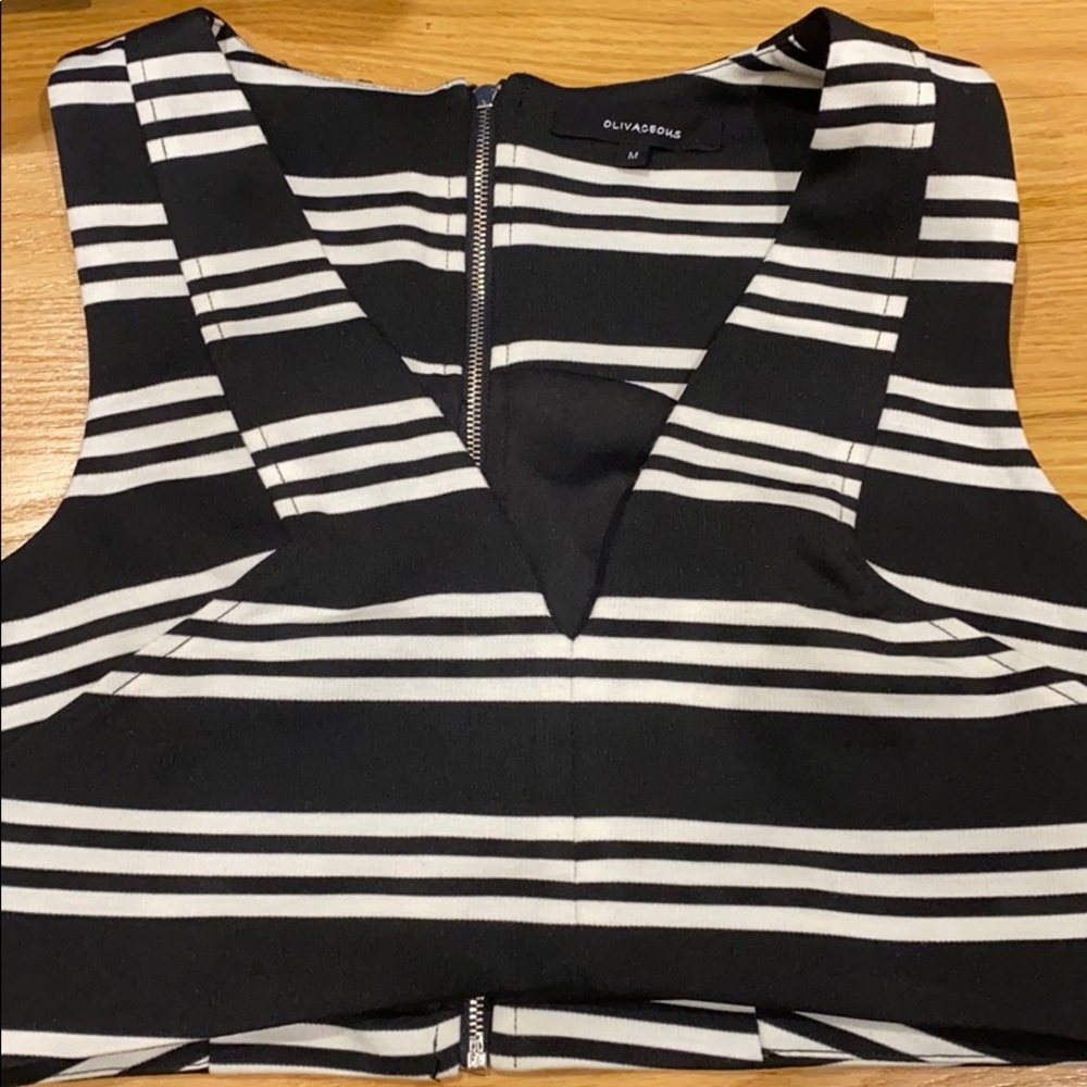 NWT Black and white Crop Top